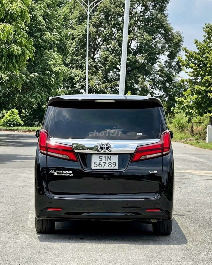 Toyota Alphard 2023 - ảnh 2