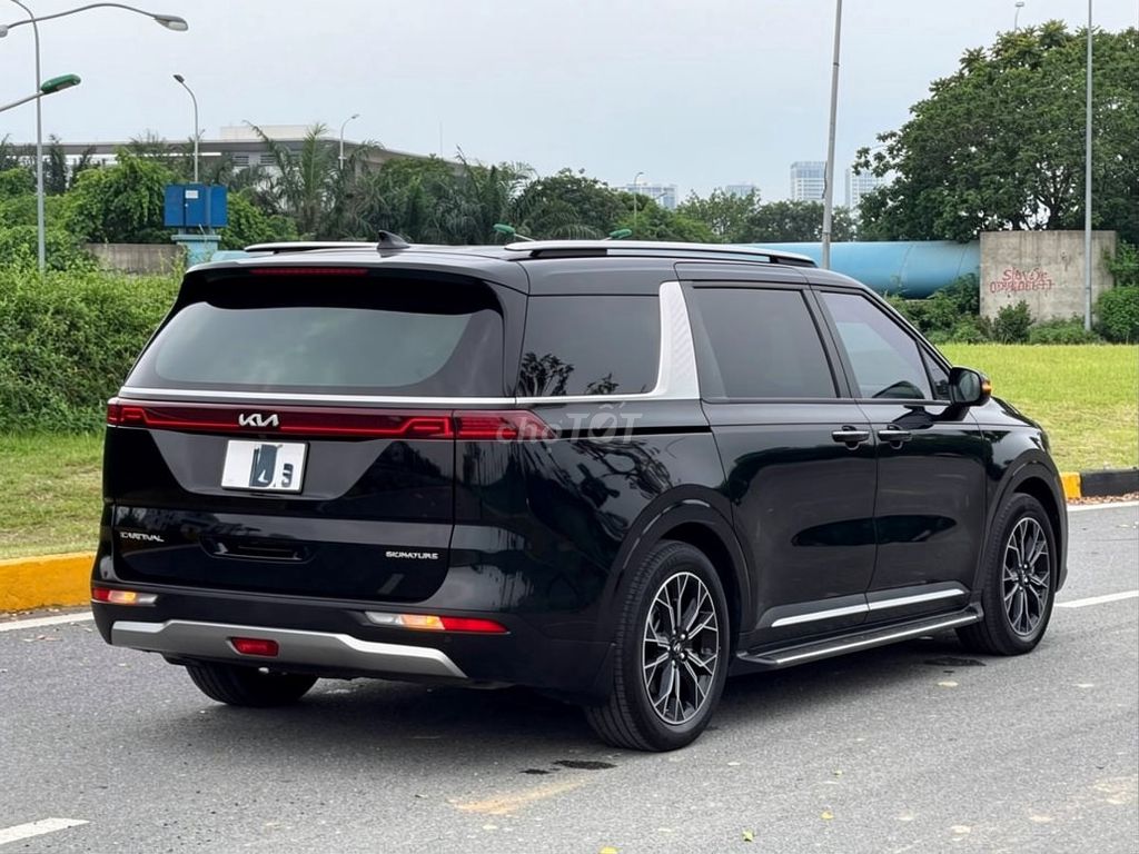 Kia Carnival Signature 2.2D 2024 - ảnh 4