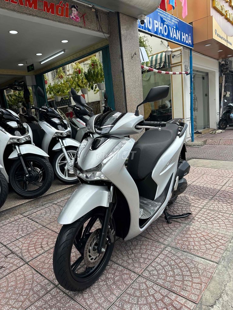 Honda SH 2022 - ảnh 2