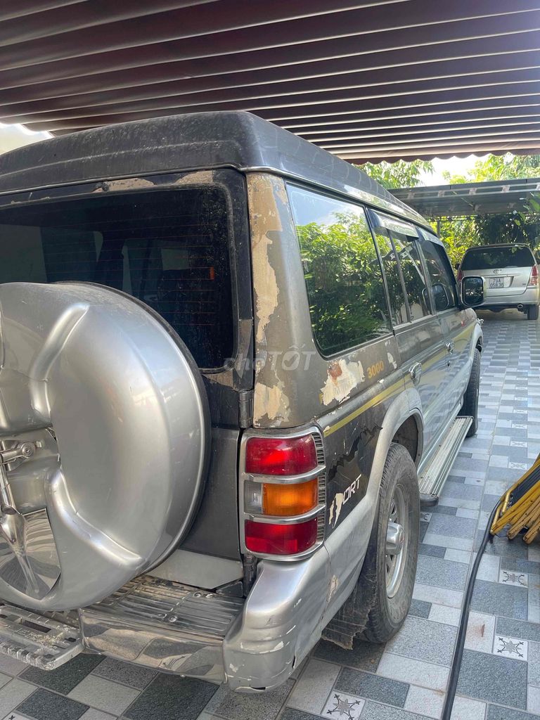 Mitsubishi Pajero 2024 - ảnh 3