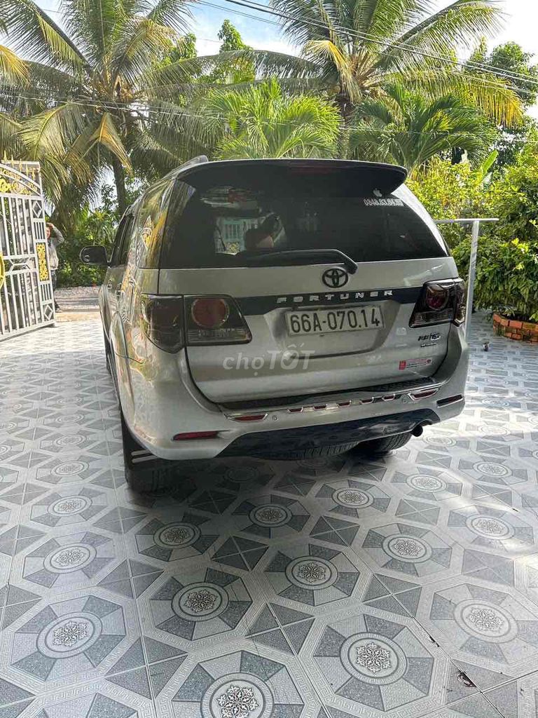 Toyota Fortuner 2015 - ảnh 4