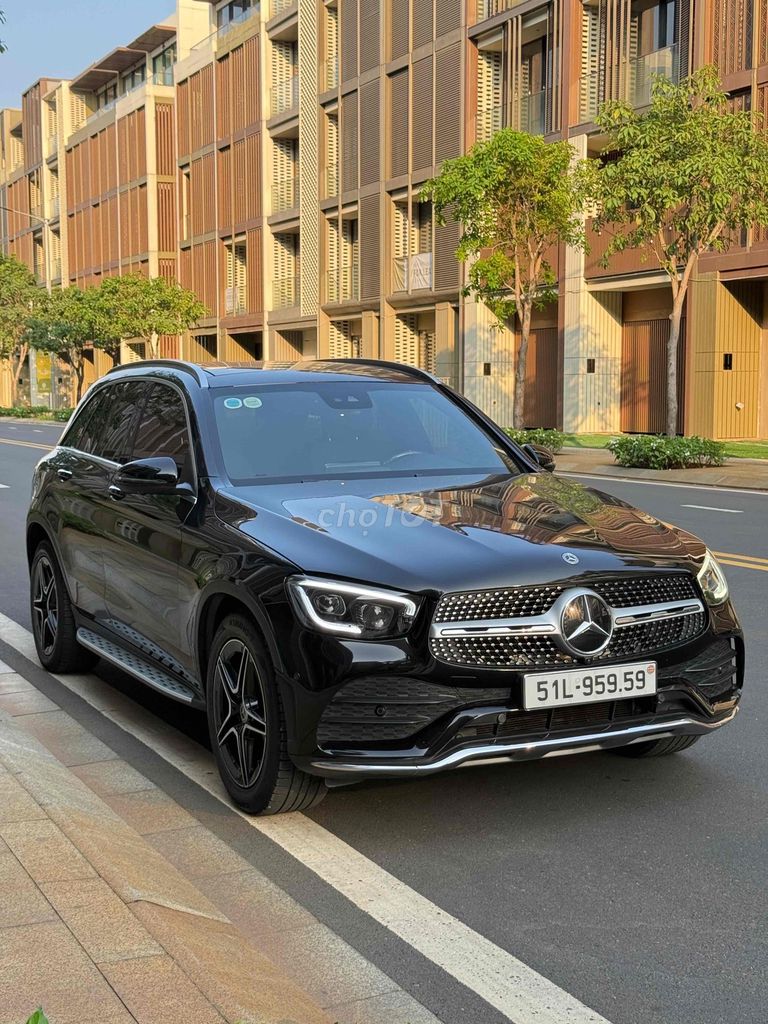 Mercedes-Benz 2021 - ảnh 1