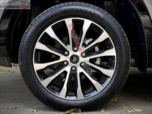 Ford Everest Platinum+ 2.3L 4x4 AT 2026 - ảnh 4