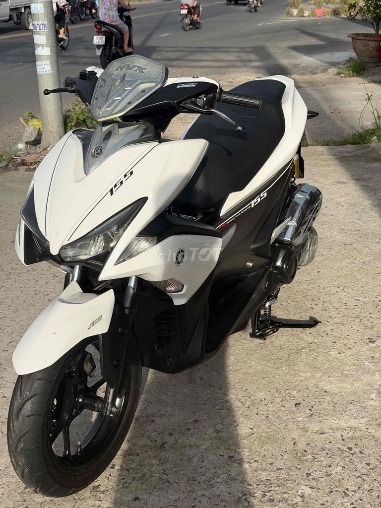 Yamaha NVX 2017 - ảnh 2