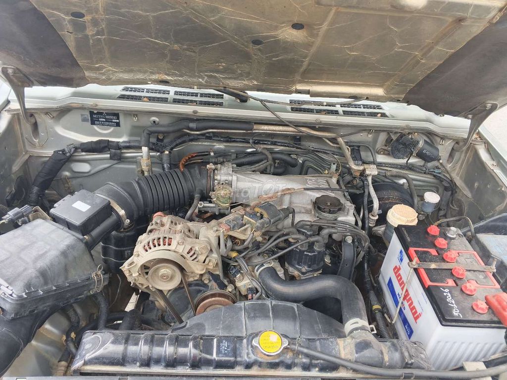 Mitsubishi Pajero - ảnh 3