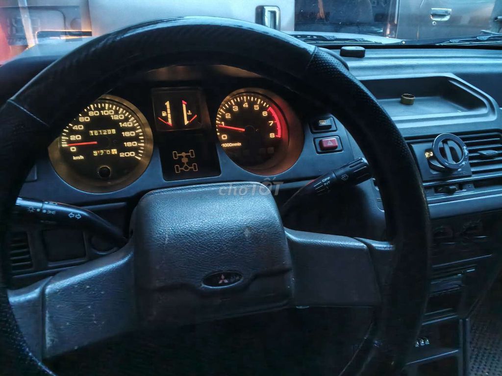 Mitsubishi Pajero - ảnh 5