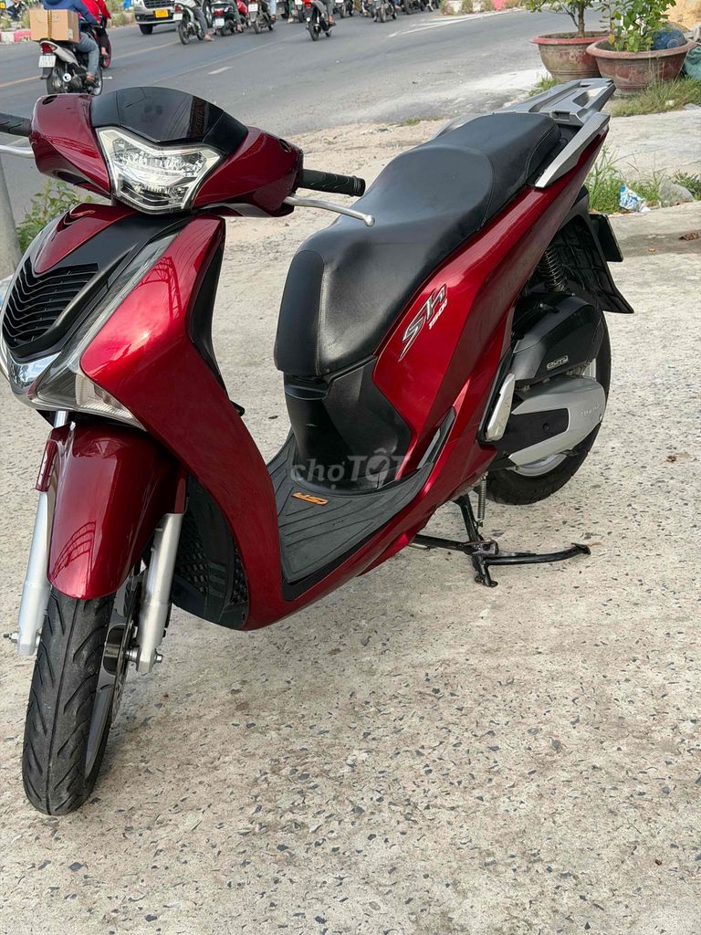Honda SH 2018 - ảnh 1