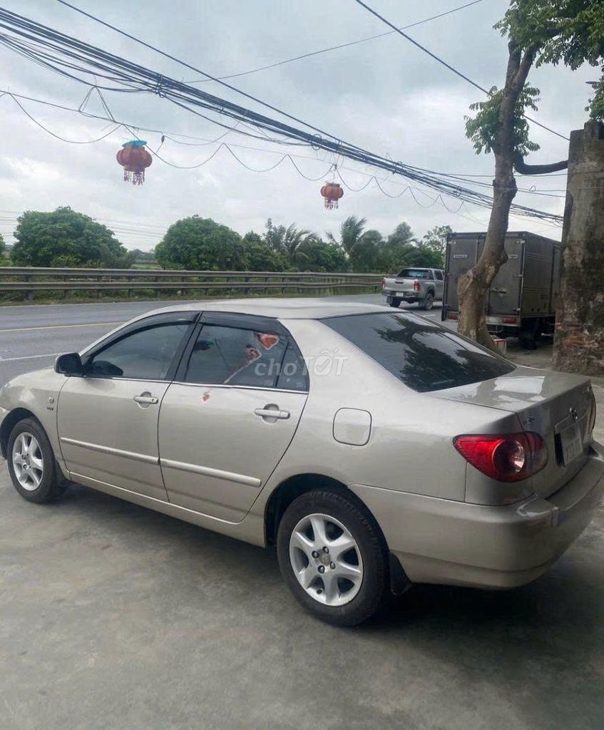 Toyota Corolla Altis 2005 - ảnh 3