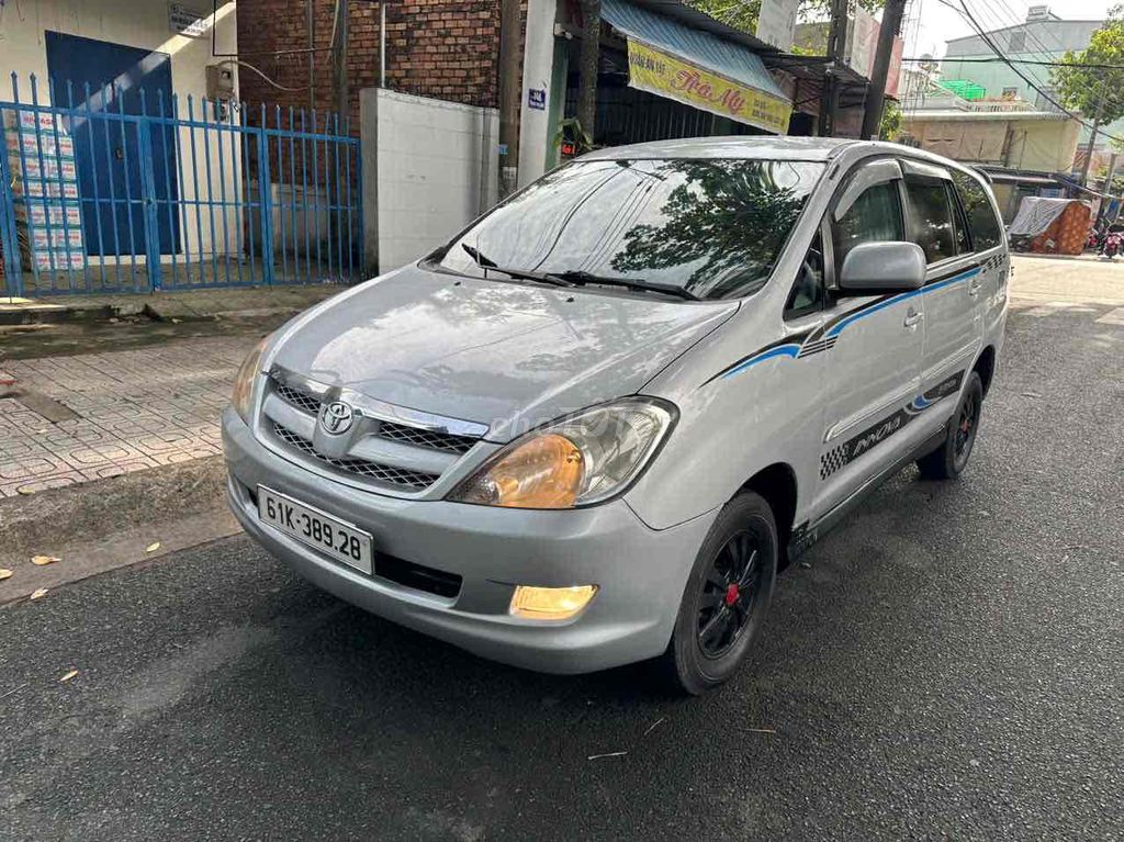 Toyota Innova 2008 - ảnh 3