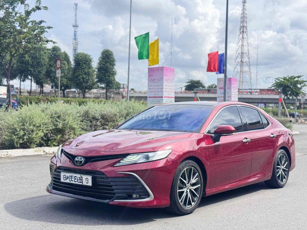 Toyota Camry 2.5Q 2022 - ảnh 1
