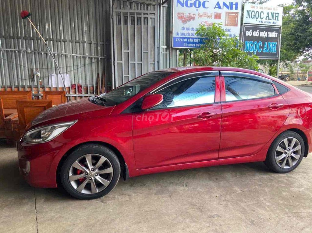 Hyundai Accent 2013 - ảnh 3