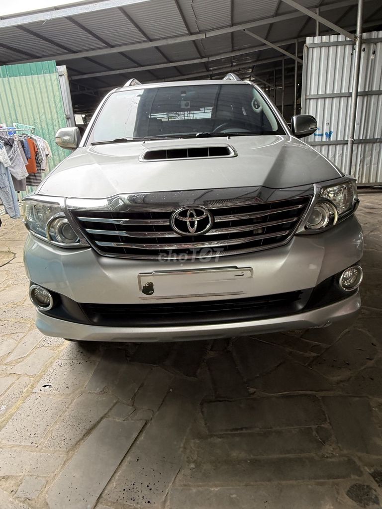 Toyota Fortuner 2013 - ảnh 1