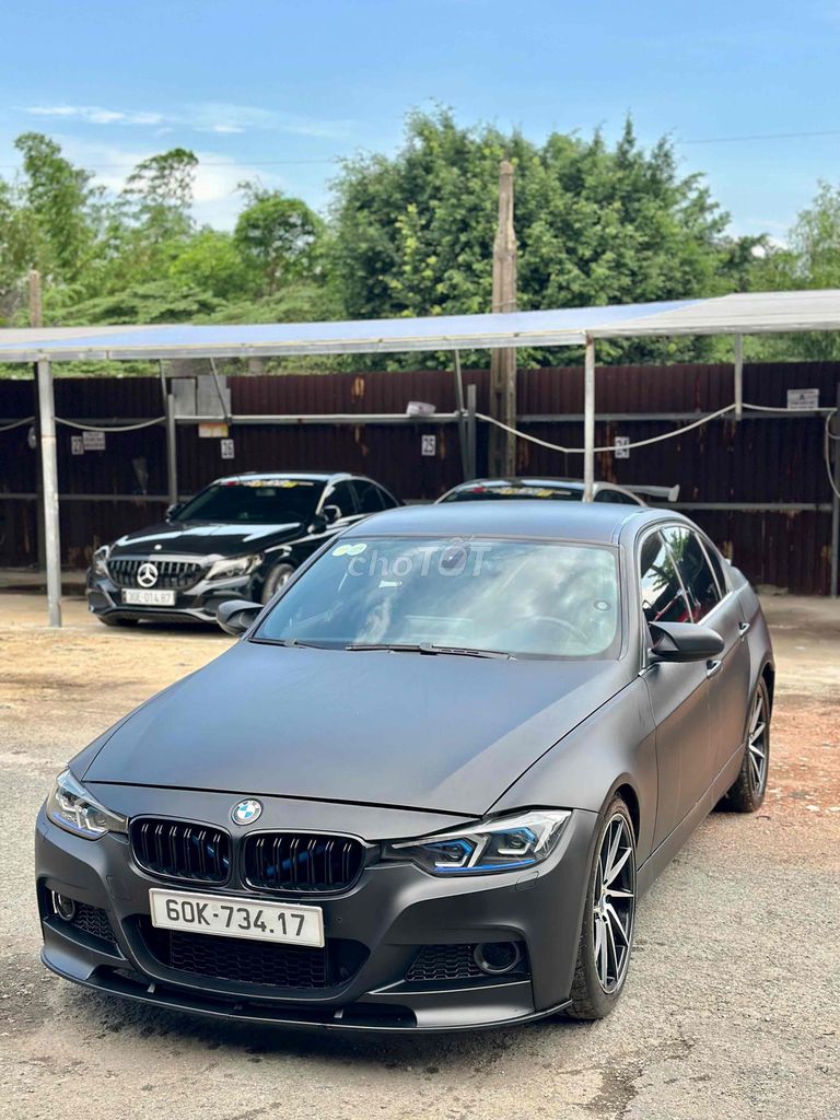 BMW 3 Series 2016 - ảnh 3