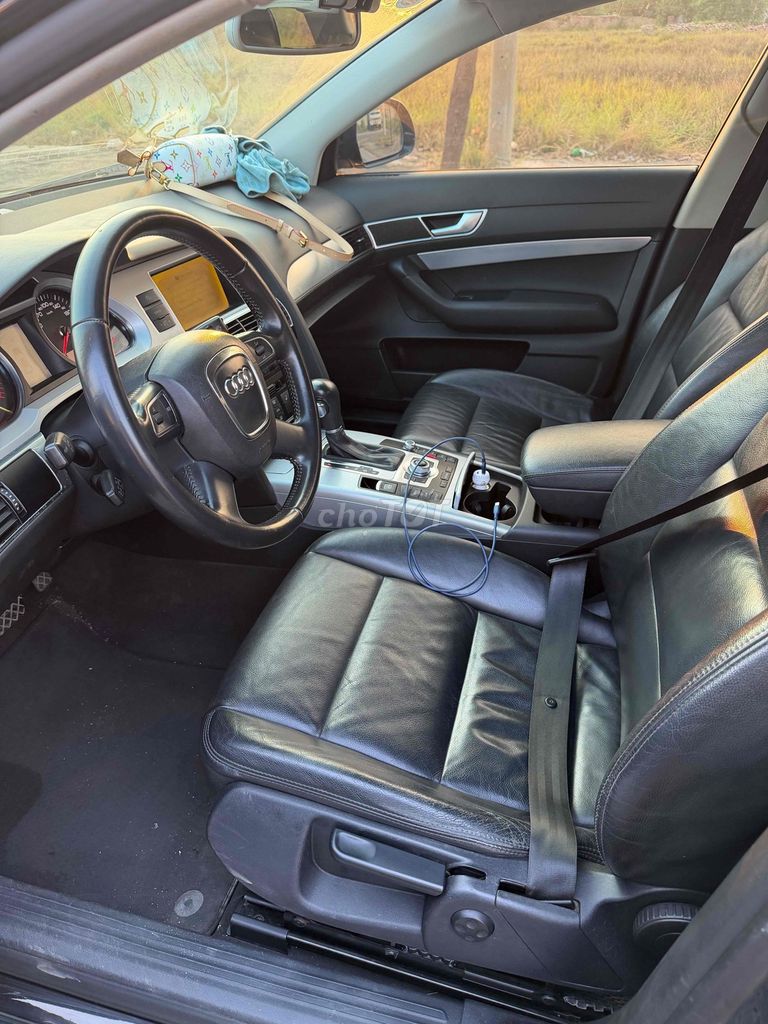 Audi A6 2010 - ảnh 5