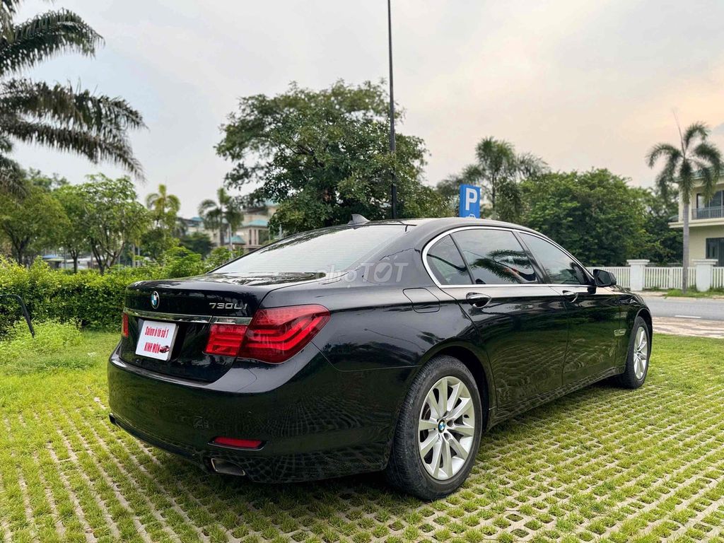 BMW 2010 - ảnh 3