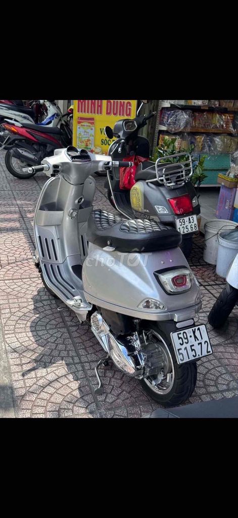 Piaggio Vespa 2013 - ảnh 4