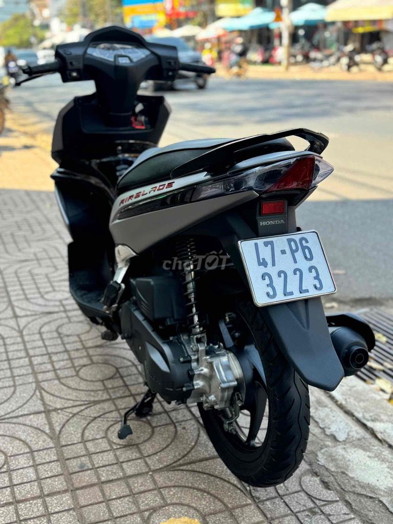 Honda Air Blade 2010 - ảnh 4