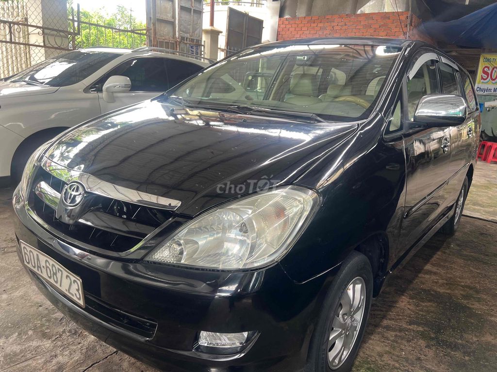 Toyota Innova G - ảnh 1