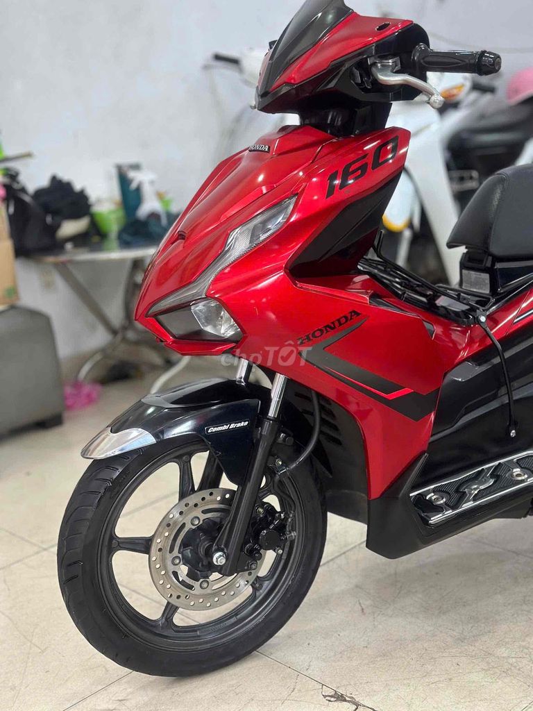 Honda Air Blade 2022 - ảnh 1