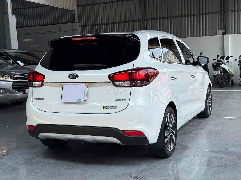 Kia Rondo 2020 - ảnh 2