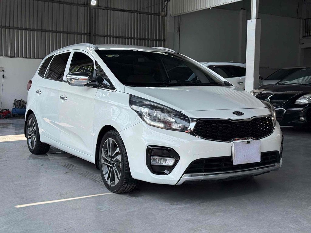 Kia Rondo 2020 - ảnh 3