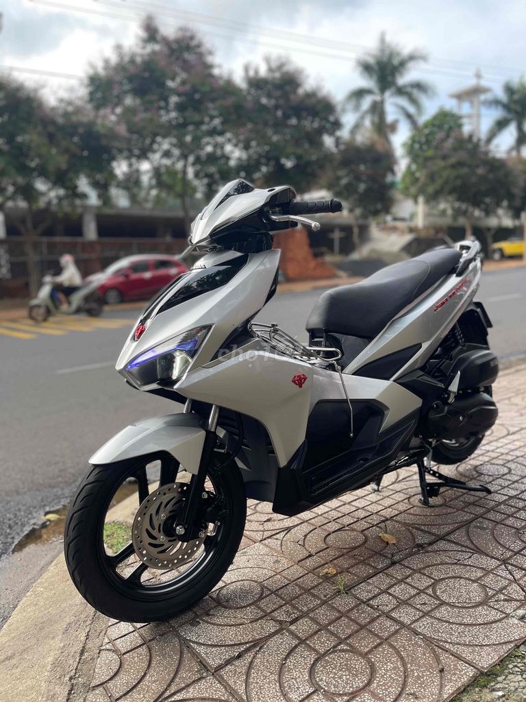 Honda AirBlade 2017 - ảnh 2