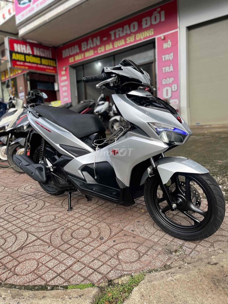 Honda AirBlade 2017 - ảnh 3