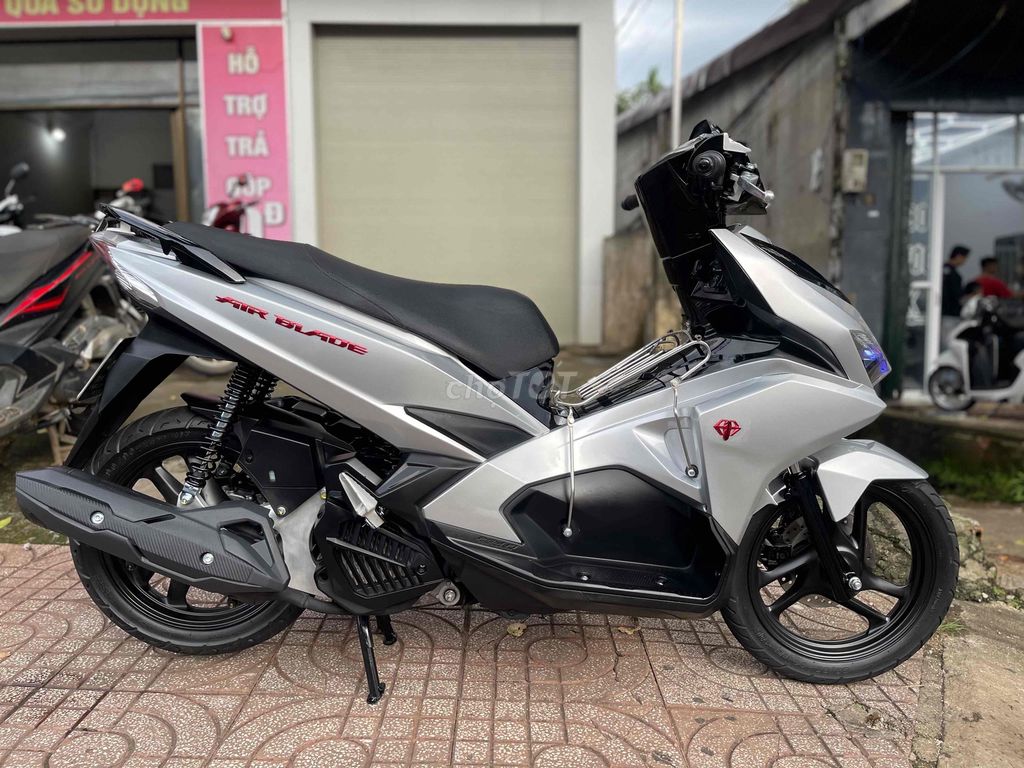 Honda AirBlade 2017 - ảnh 5