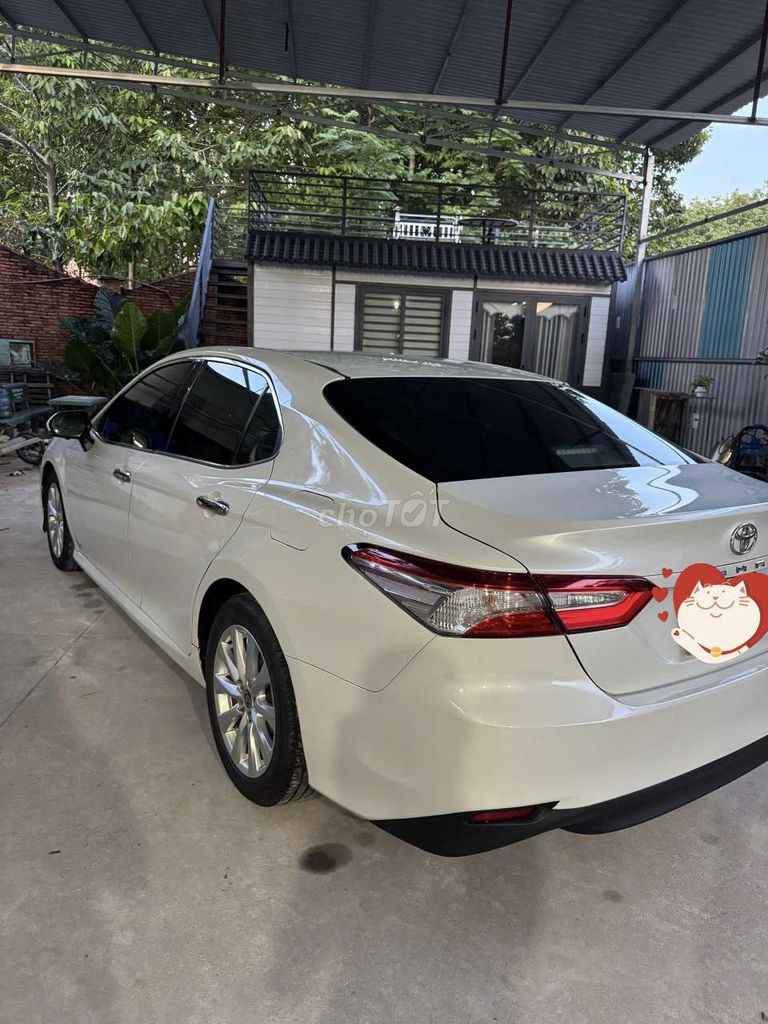 Toyota Camry 2020 - ảnh 4