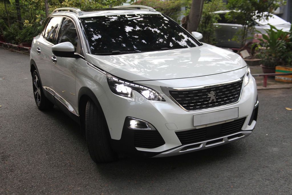 Peugeot 3008 - ảnh 1