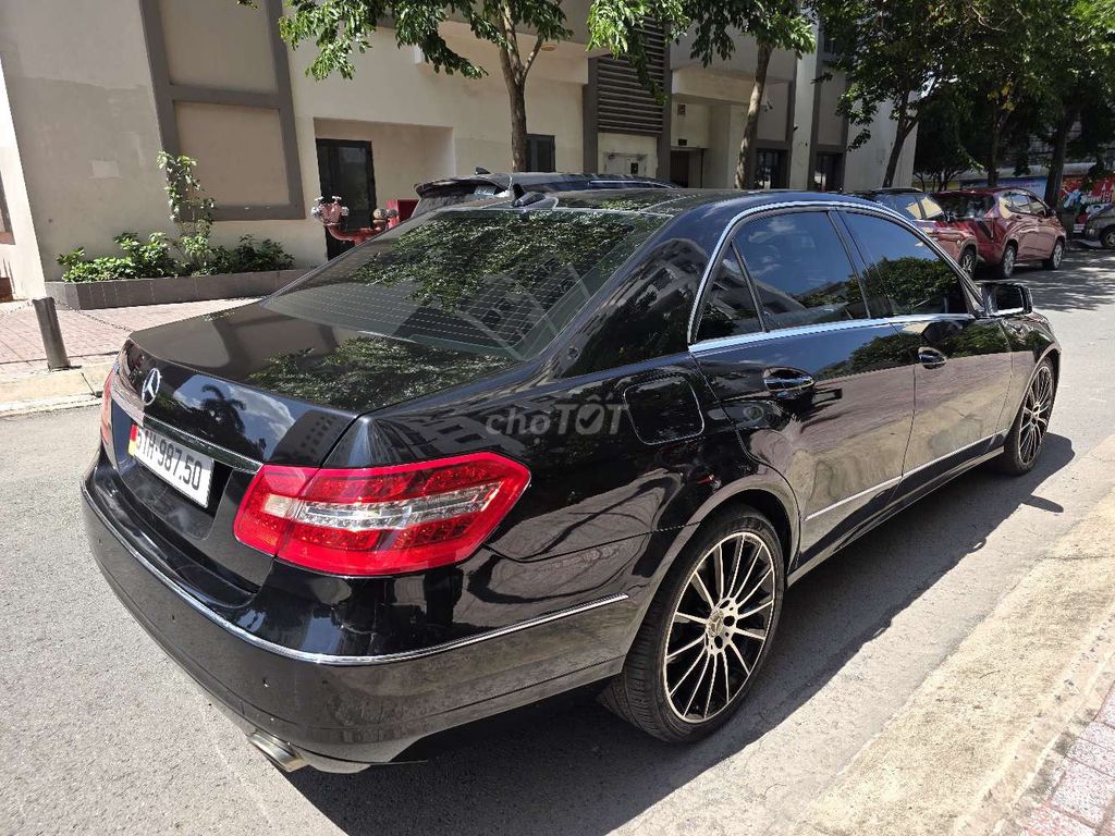 Mercedes-Benz 2009 - ảnh 3