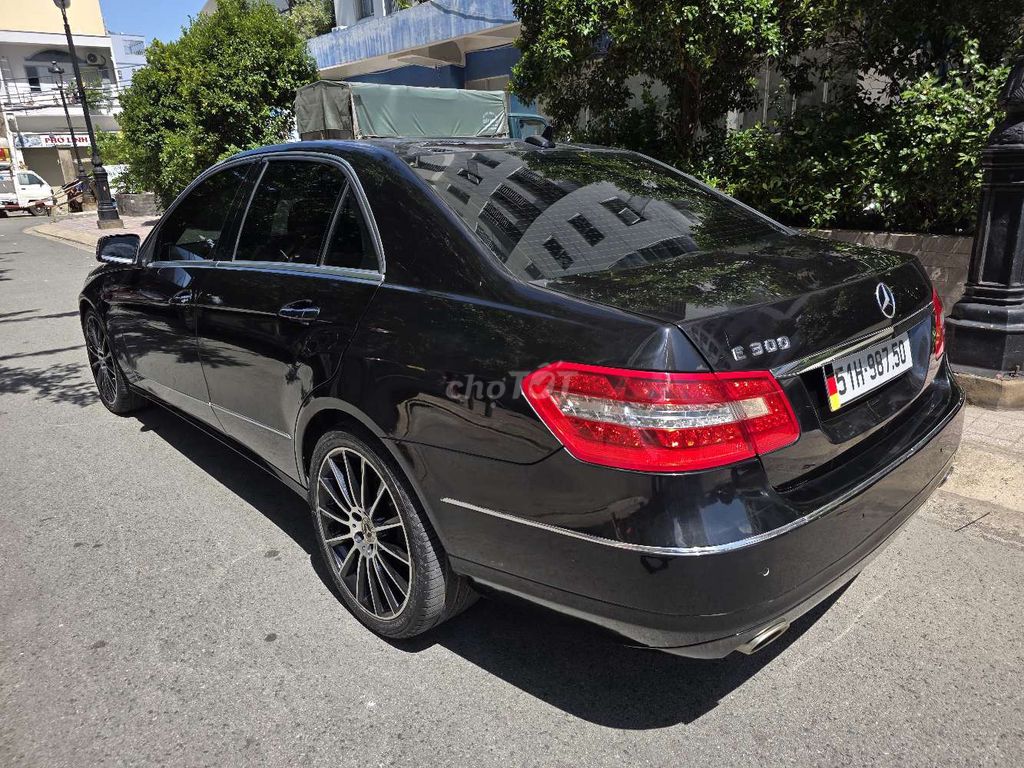 Mercedes-Benz 2009 - ảnh 4