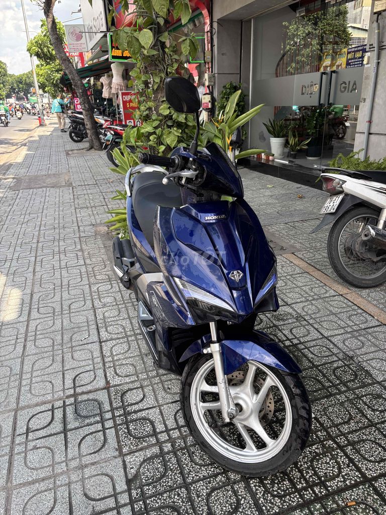 Honda Air Blade 2016 - ảnh 3