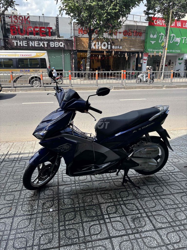 Honda Air Blade 2016 - ảnh 4