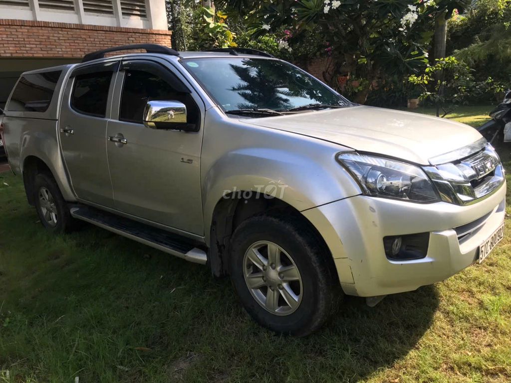 Isuzu 2015 - ảnh 2