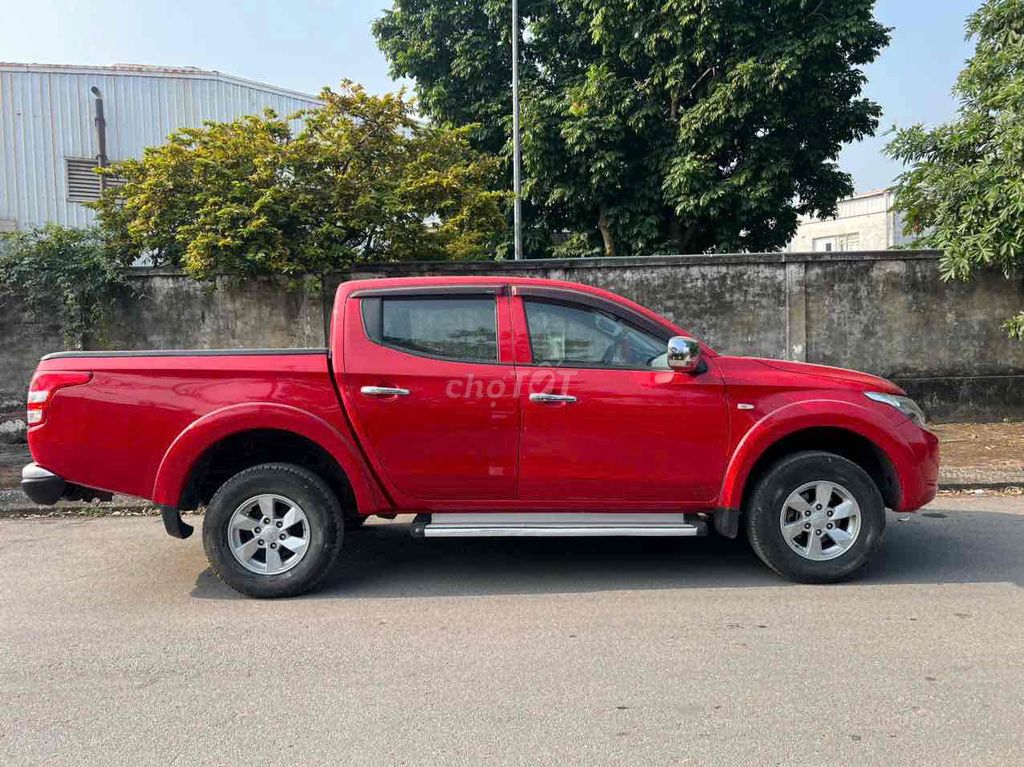 Mitsubishi Triton 2015 - ảnh 4
