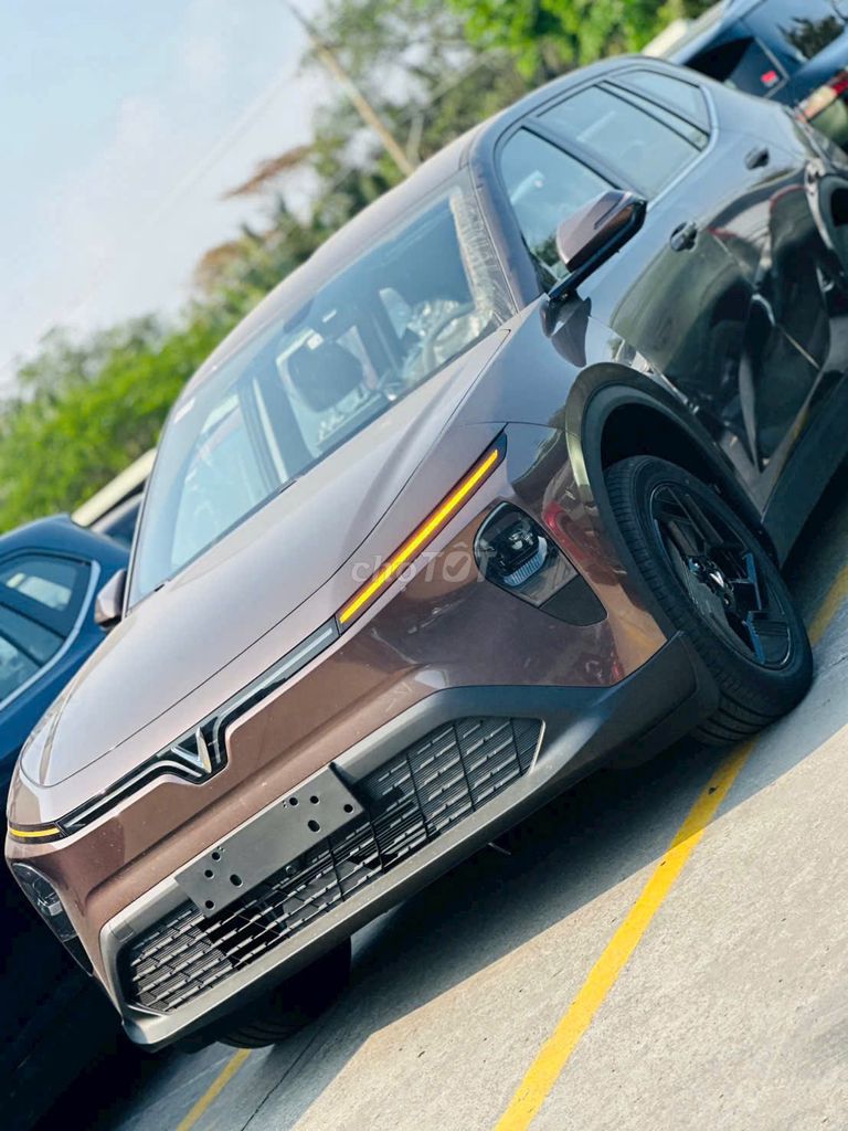 VinFast MPV 7 - ảnh 3