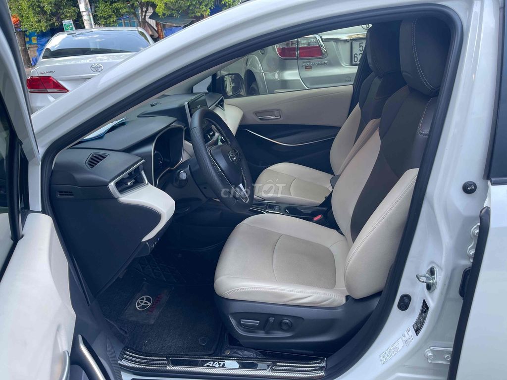 Toyota Corolla altis 1.8V 2022 - ảnh 3