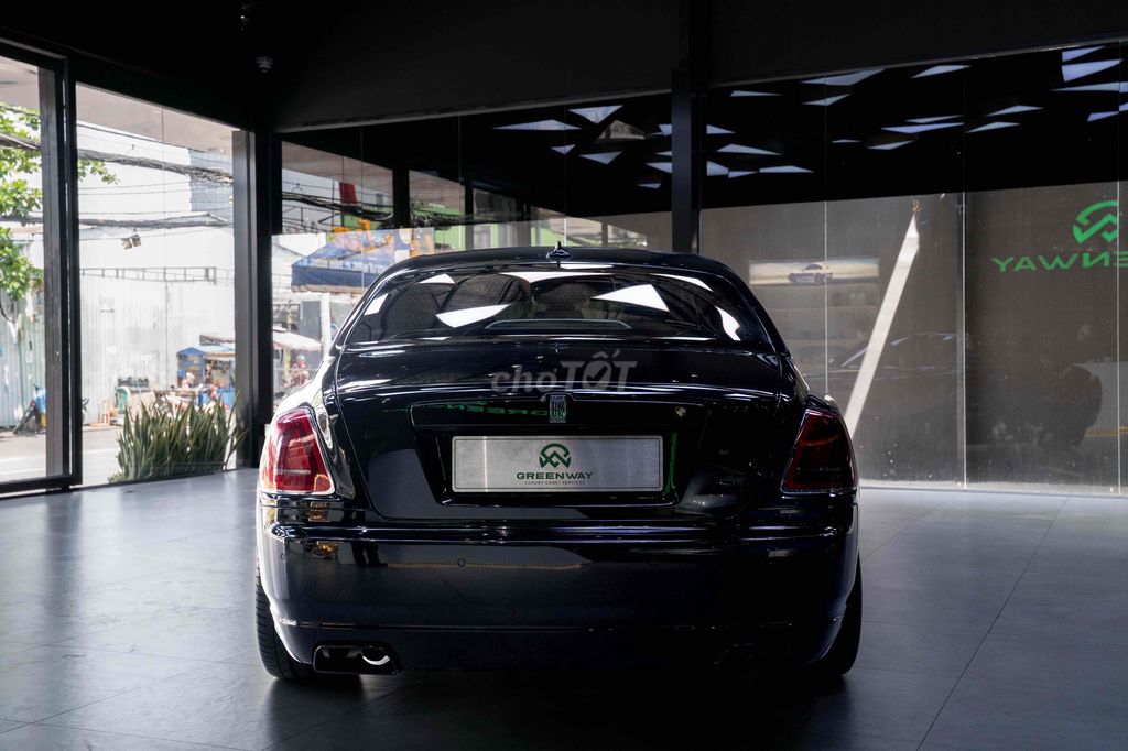 Rolls-Royce 2010 - ảnh 1