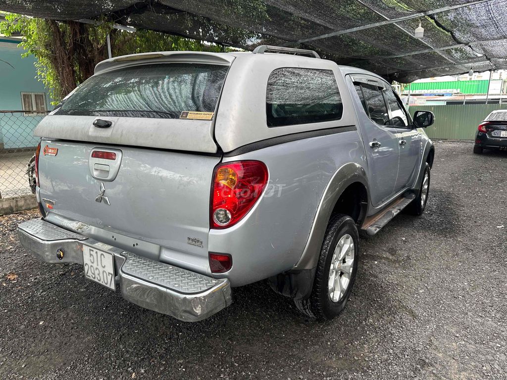 Mitsubishi Triton 2013 - ảnh 2
