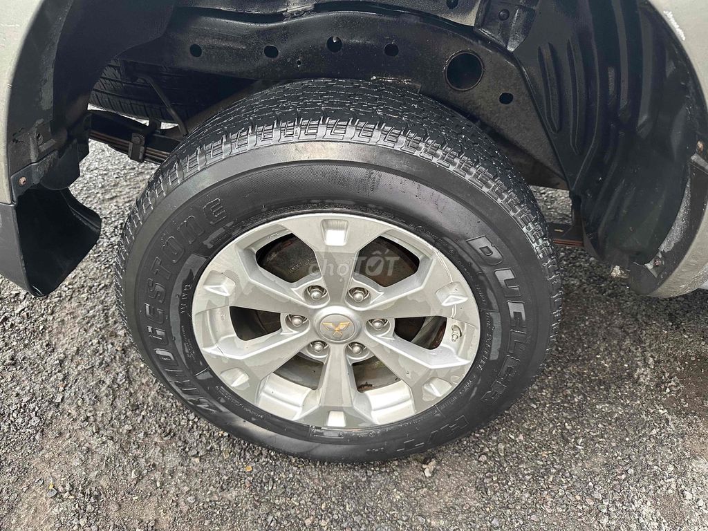 Mitsubishi Triton 2013 - ảnh 5
