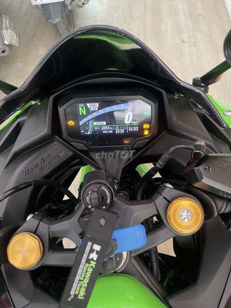Kawasaki ZX 2023 - ảnh 3