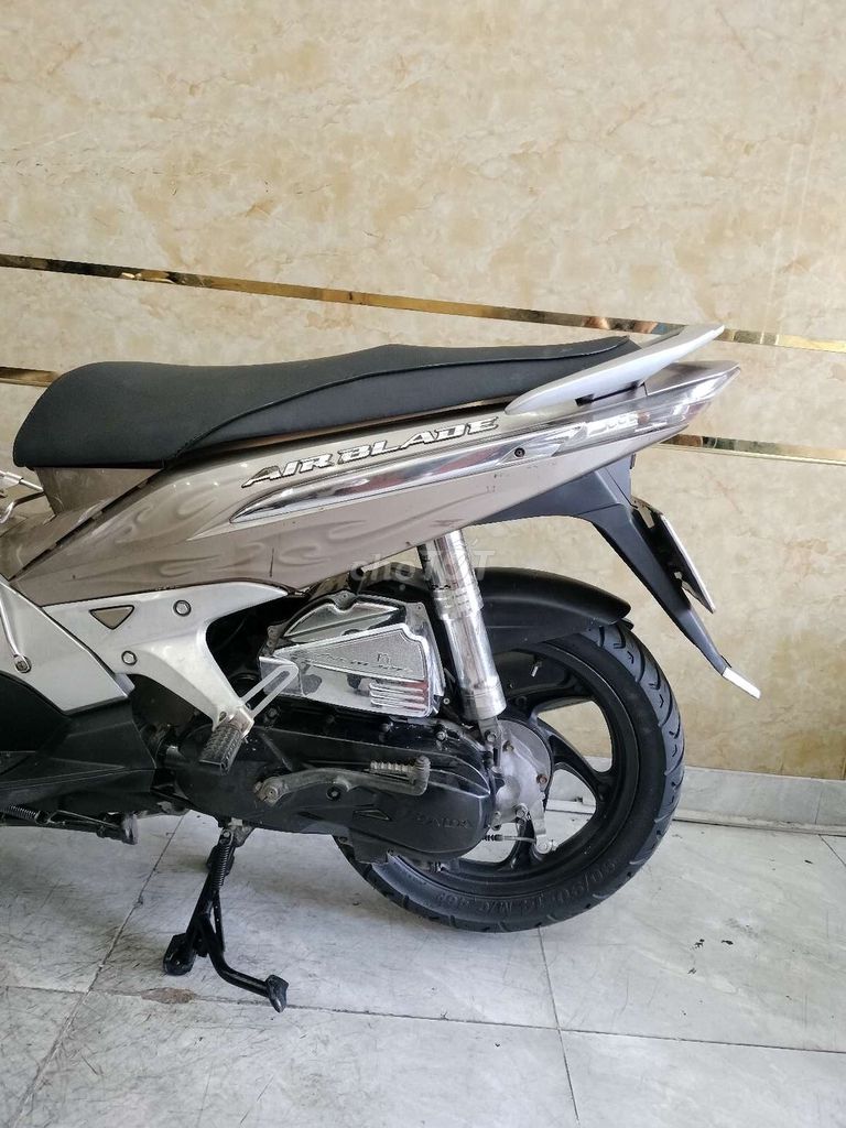 Honda Air Blade 2010 - ảnh 4