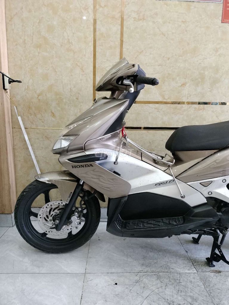 Honda Air Blade 2010 - ảnh 5