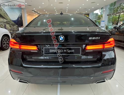 BMW 5 Series 520i M Sport 2023 - ảnh 4