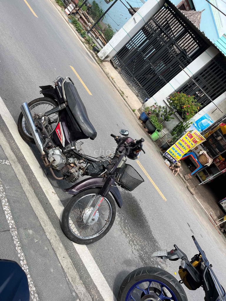 Honda Dream 2015 - ảnh 2