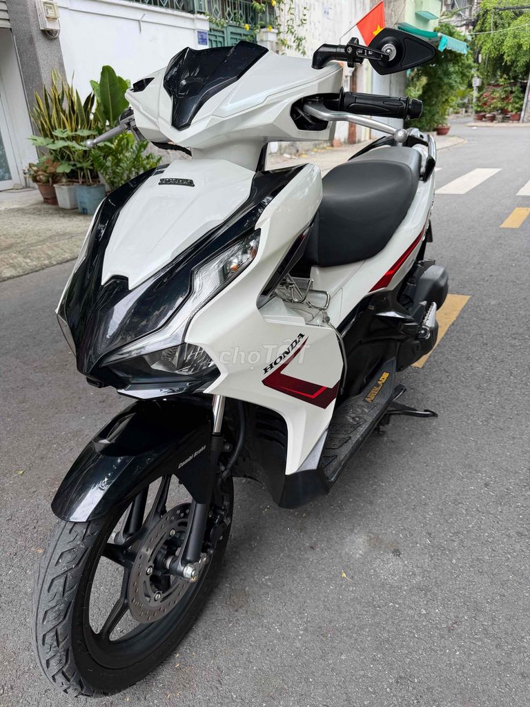Honda Air Blade 2022 - ảnh 1