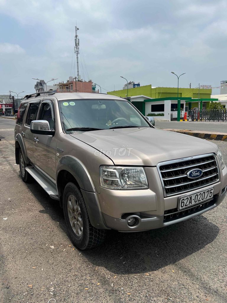 Ford Everest 2008 - ảnh 3