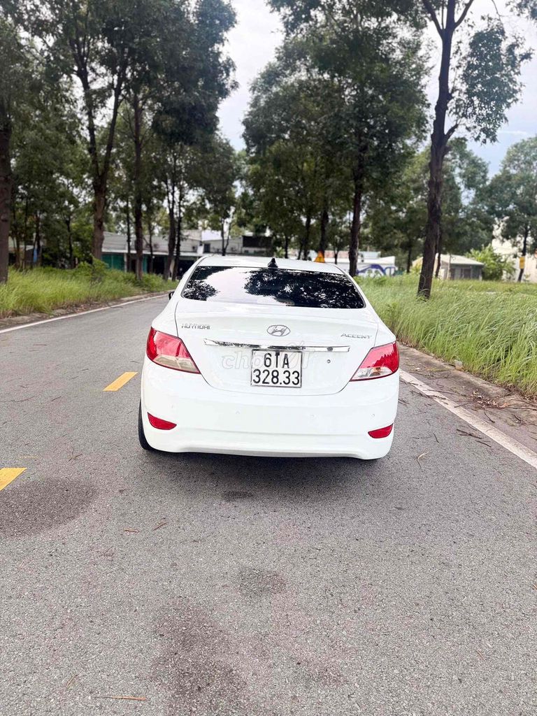 Hyundai Accent 2012 - ảnh 5