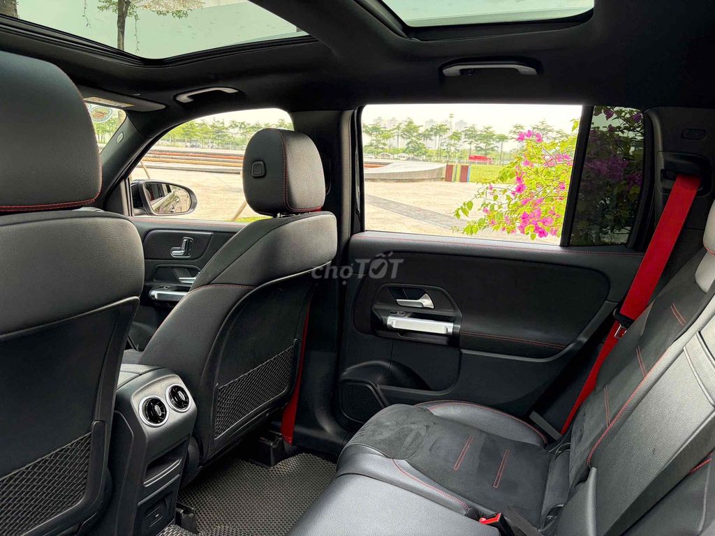 Mercedes-Benz 2022 - ảnh 3